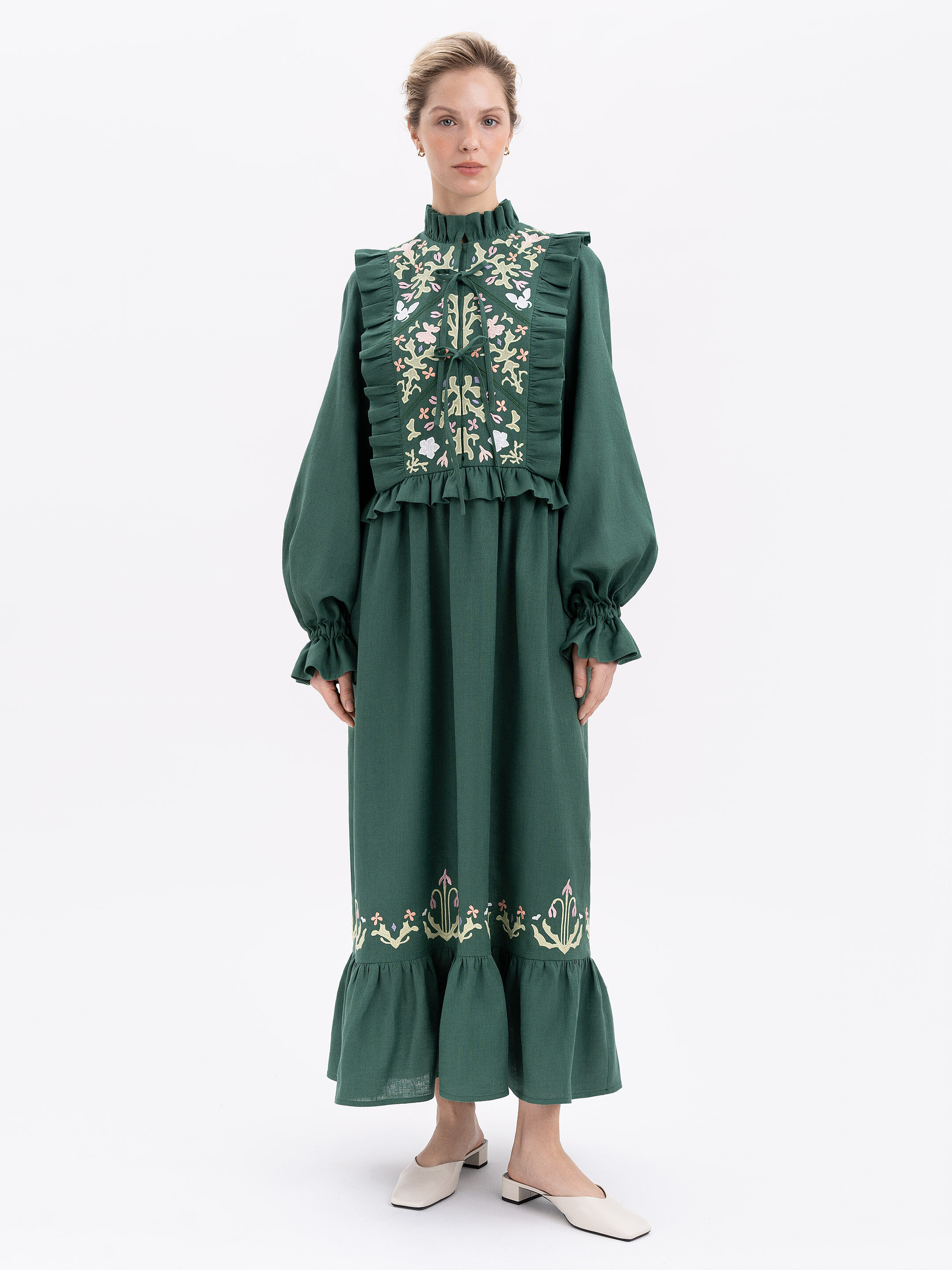 Long green dress "Lastivka" Buy