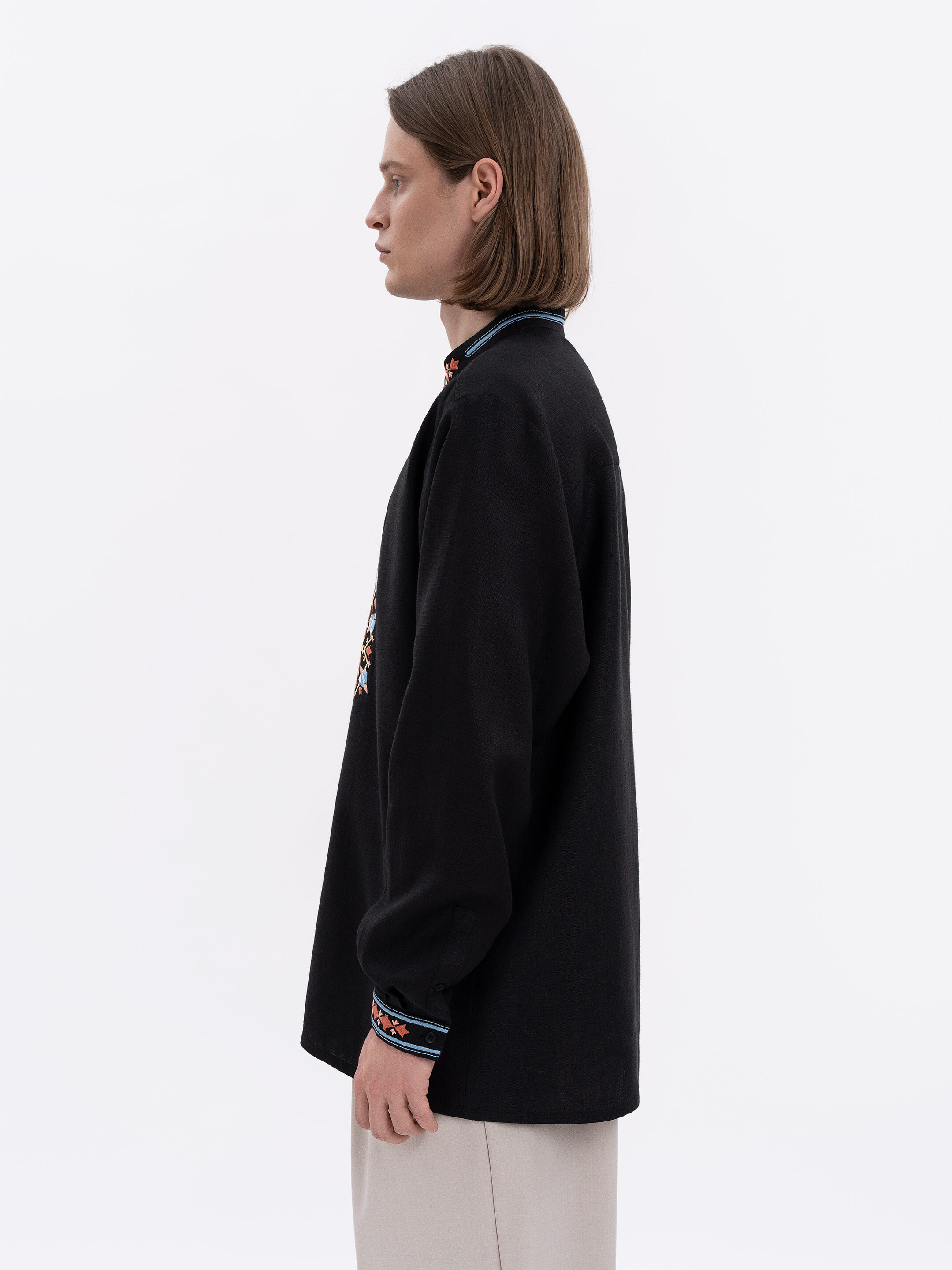 Men's black shirt with colorful embroidery "Bytynskyi" ціна