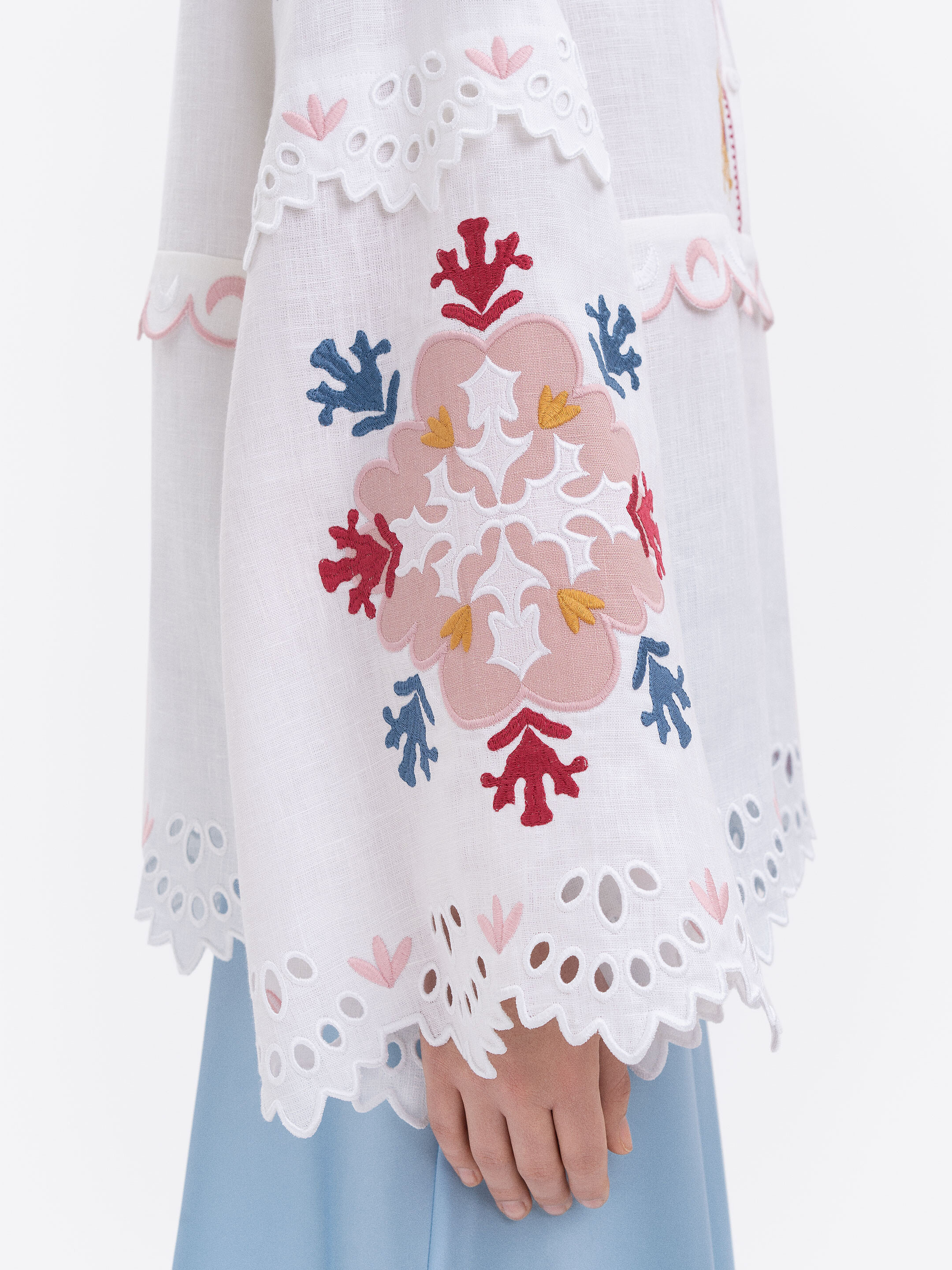 White embroidered linen blouse "Horytsvit" photo