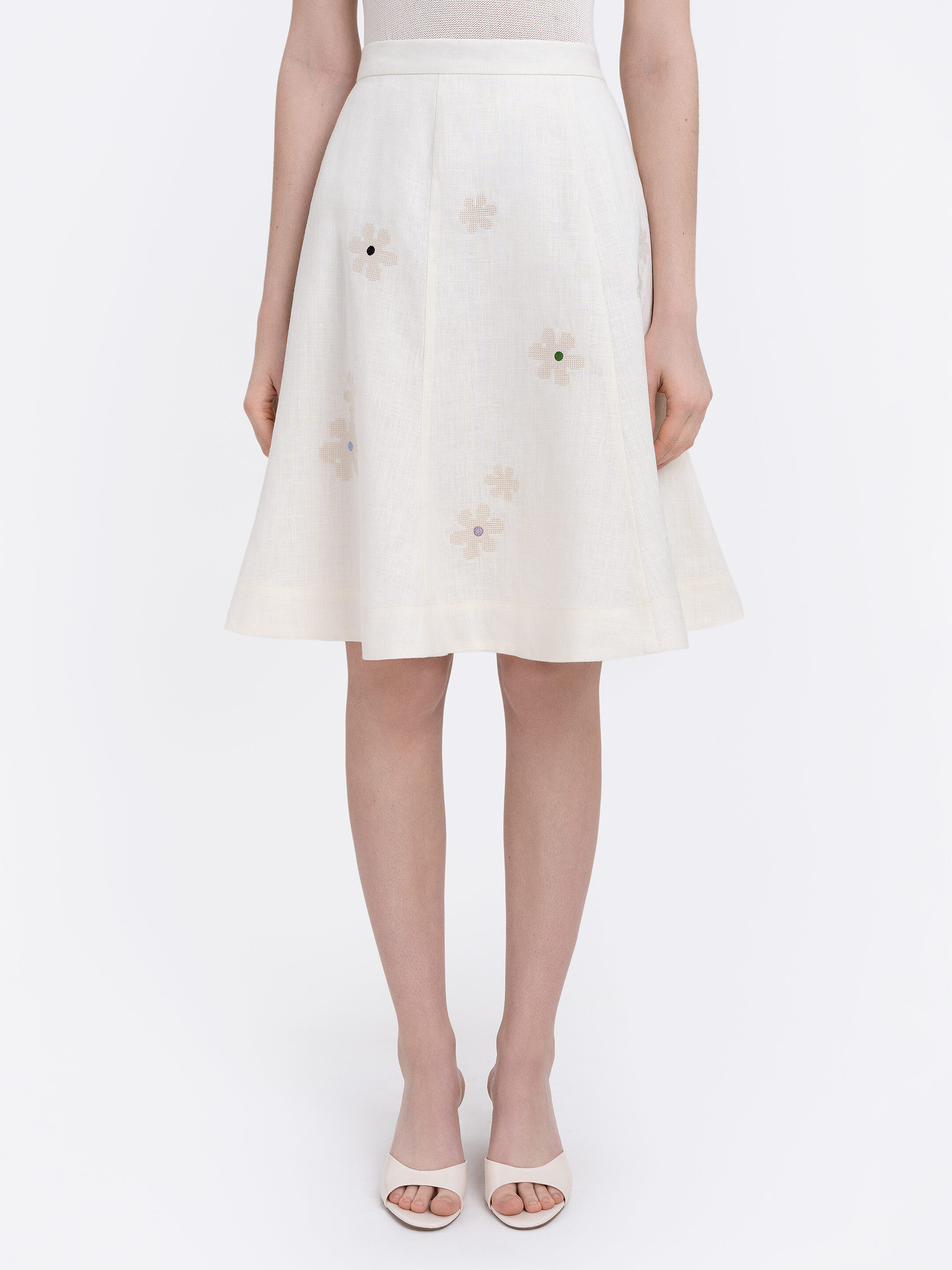 Milk‑coloured embroidered skirt  “Oda” photo
