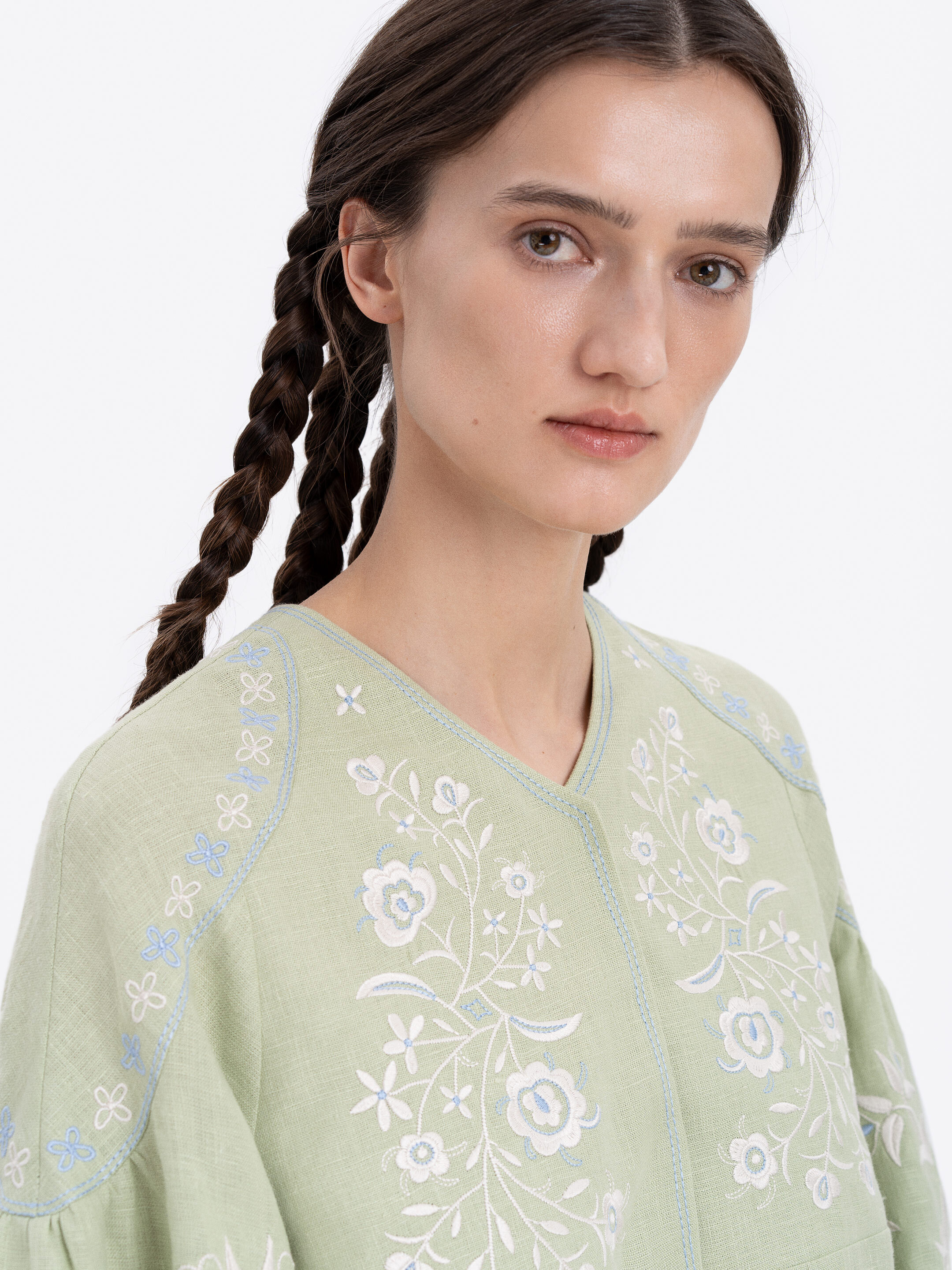 Linen blouse "Ornek" in Soft Green photo