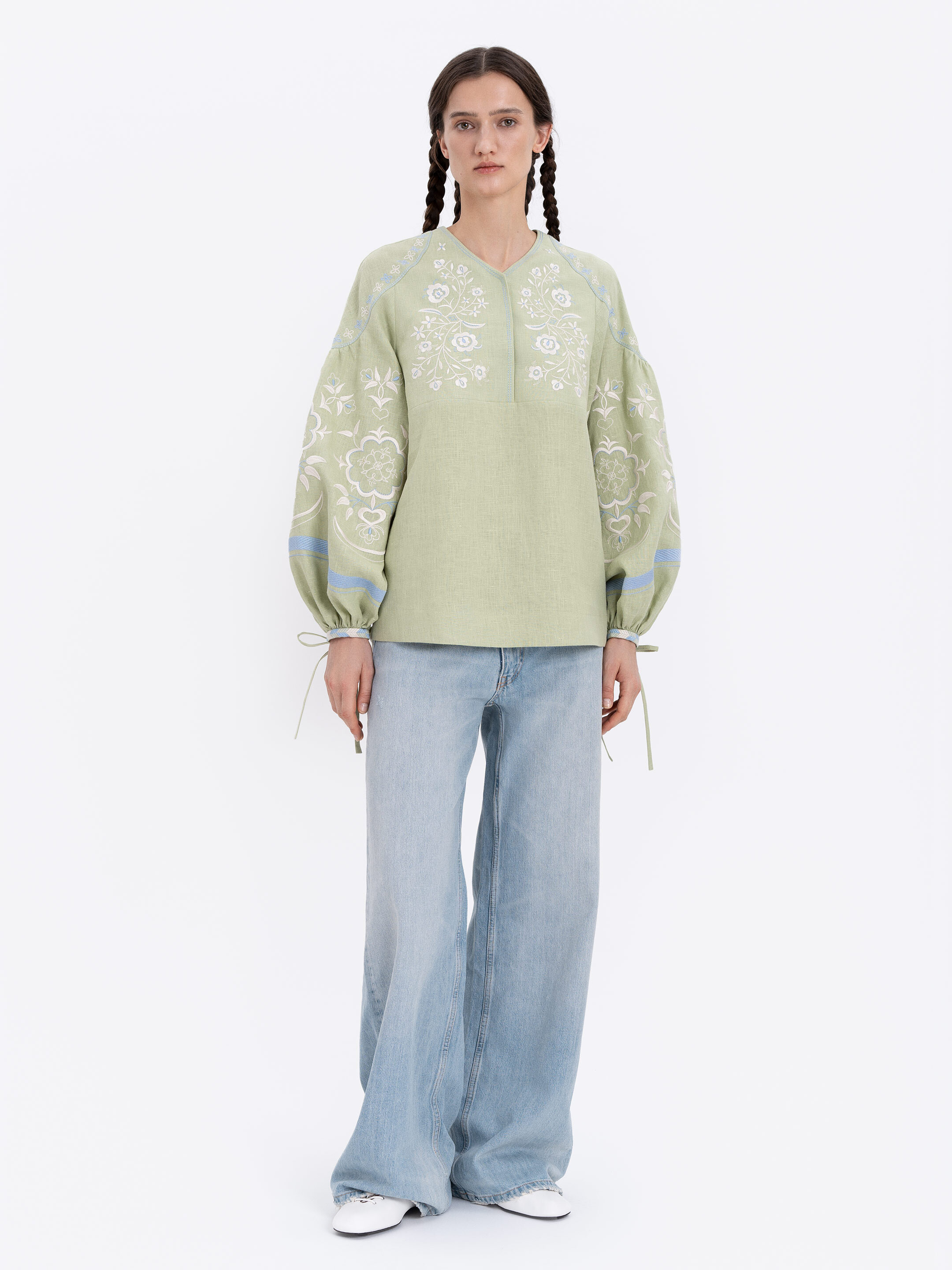 Linen blouse "Ornek" in Soft Green choose