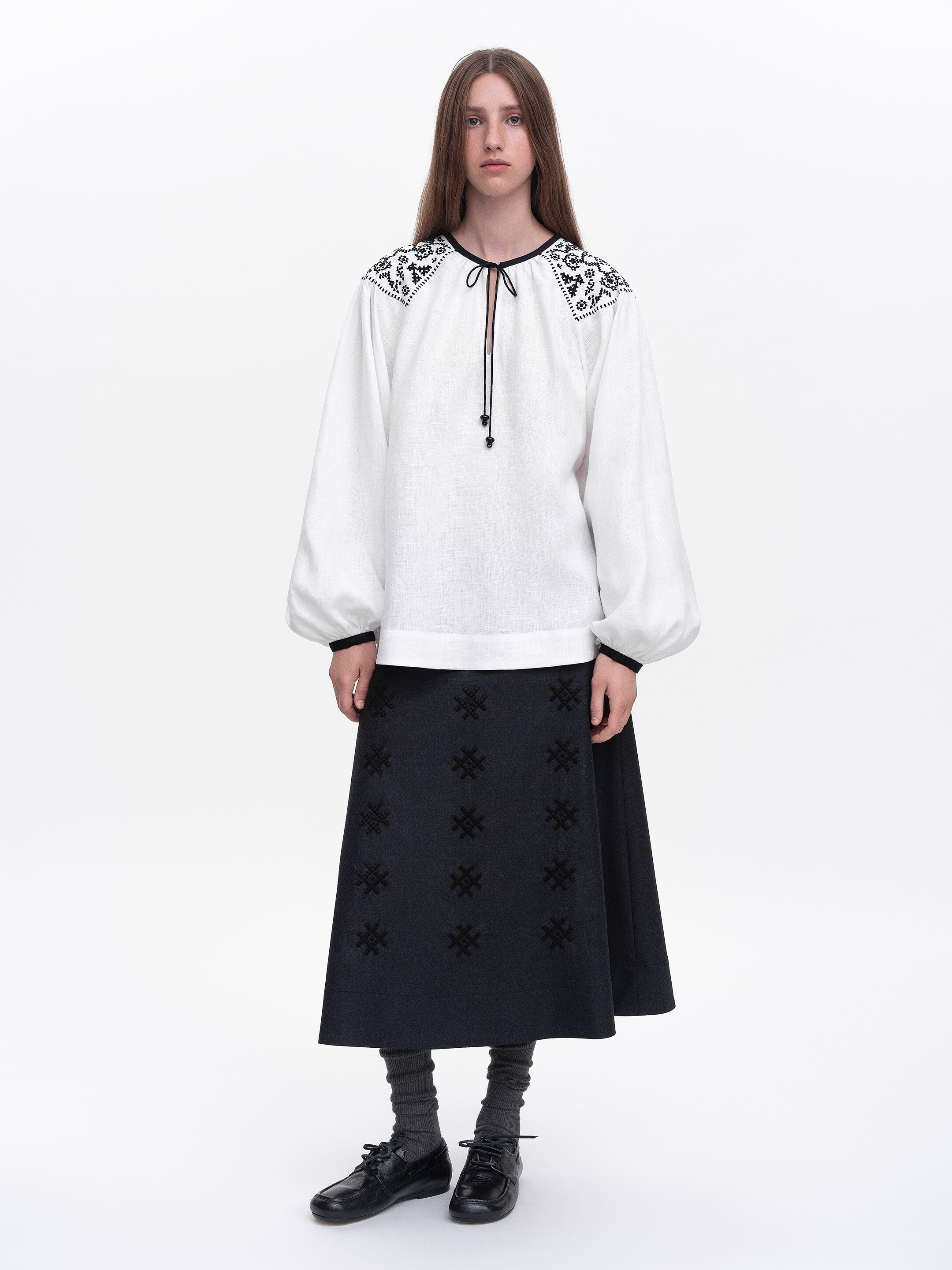 Embroidered shirt "Izola" white choose