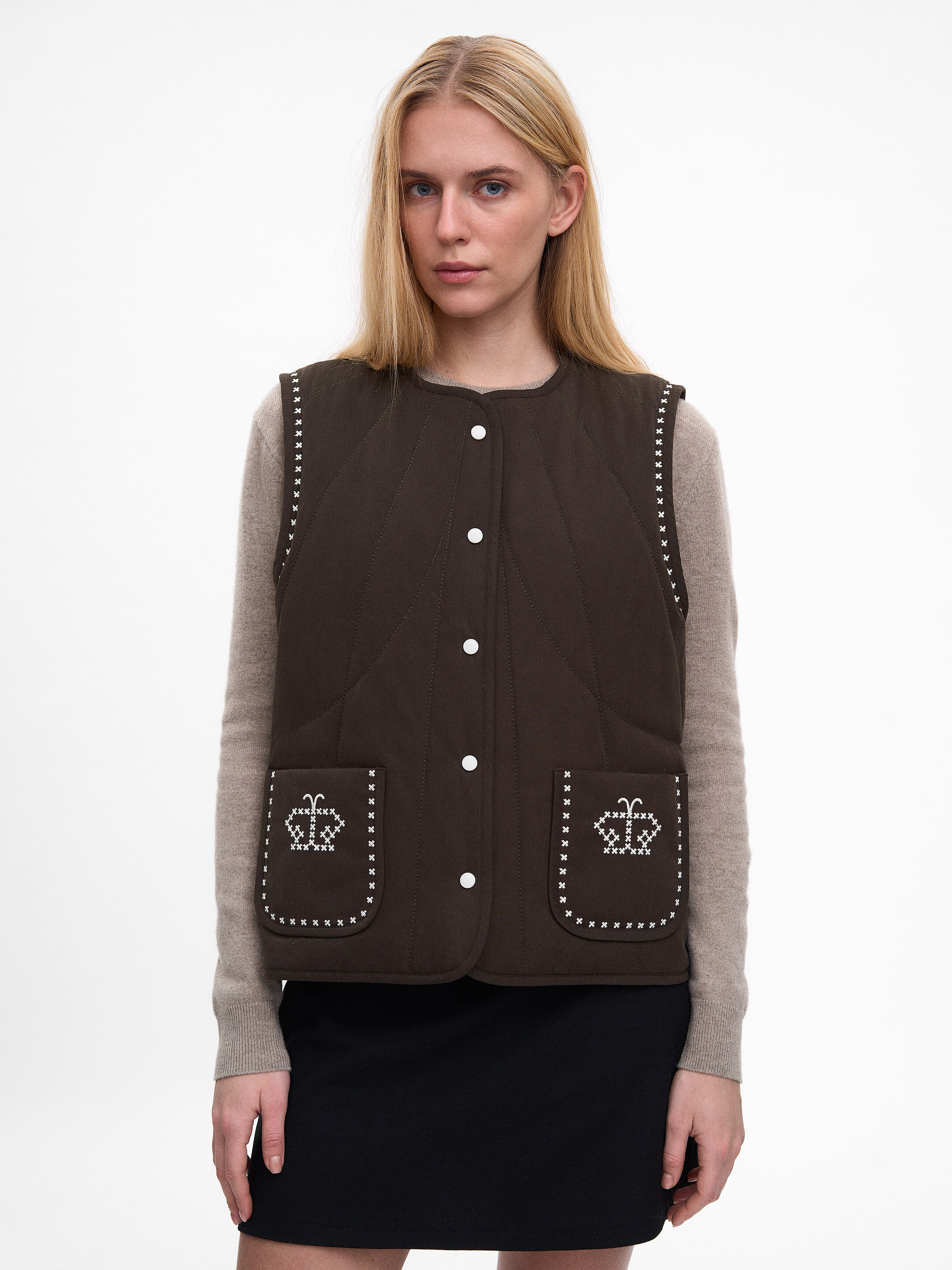 Dark-brown vest “Kryltse” Buy