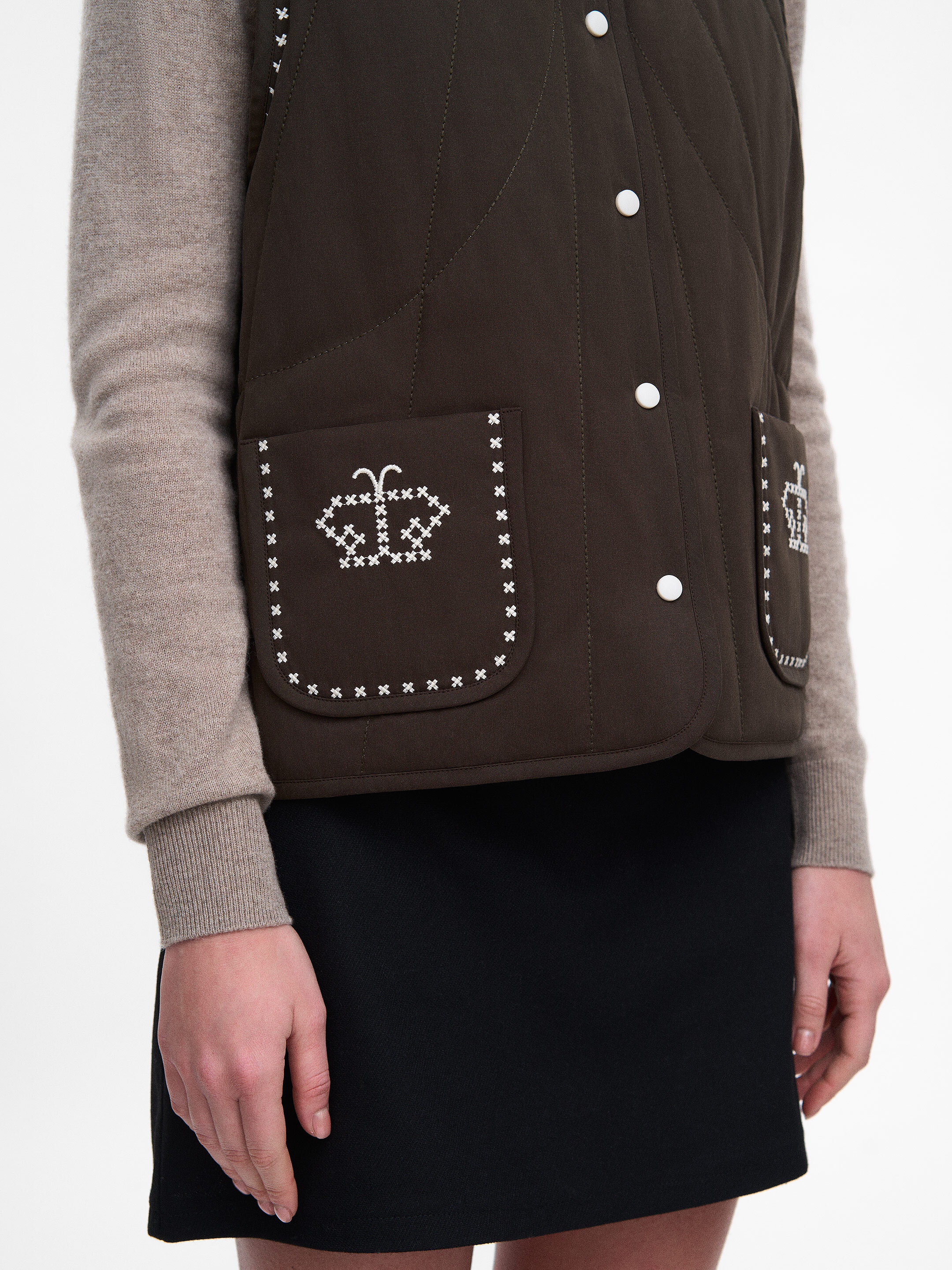 Dark-brown vest “Kryltse” photo