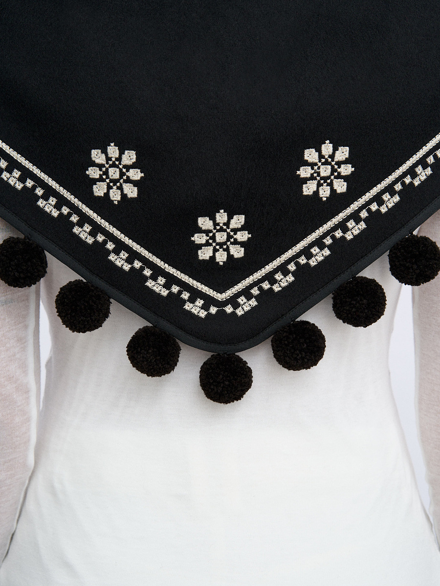 The “Nich” scarf in black [0]