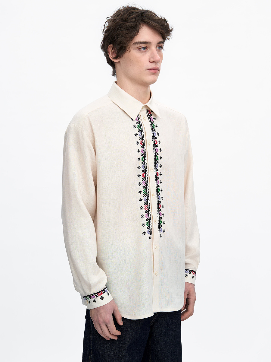 Mandrivnyk light shirt [0]