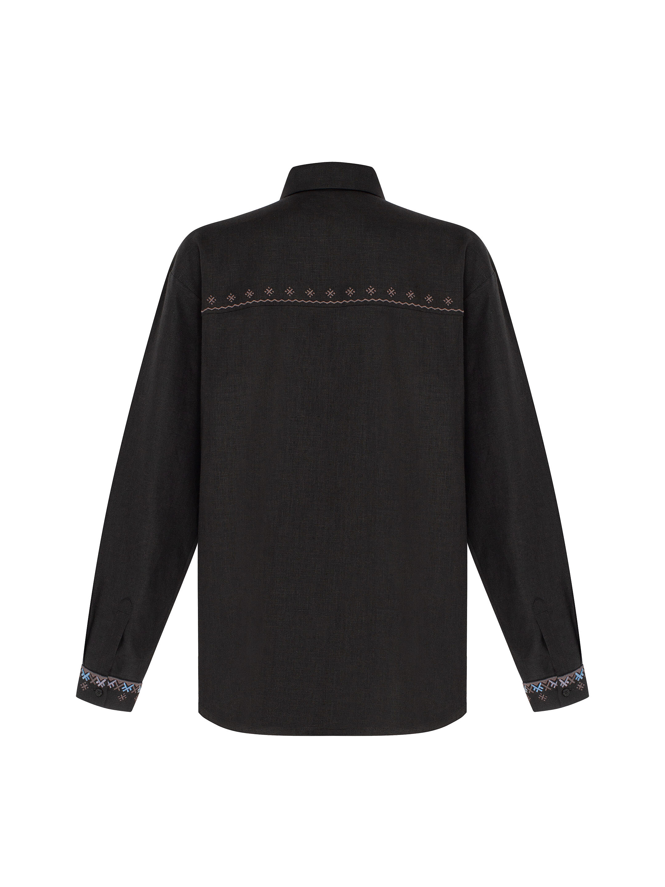 Mandrivnyk dark shirt sizes