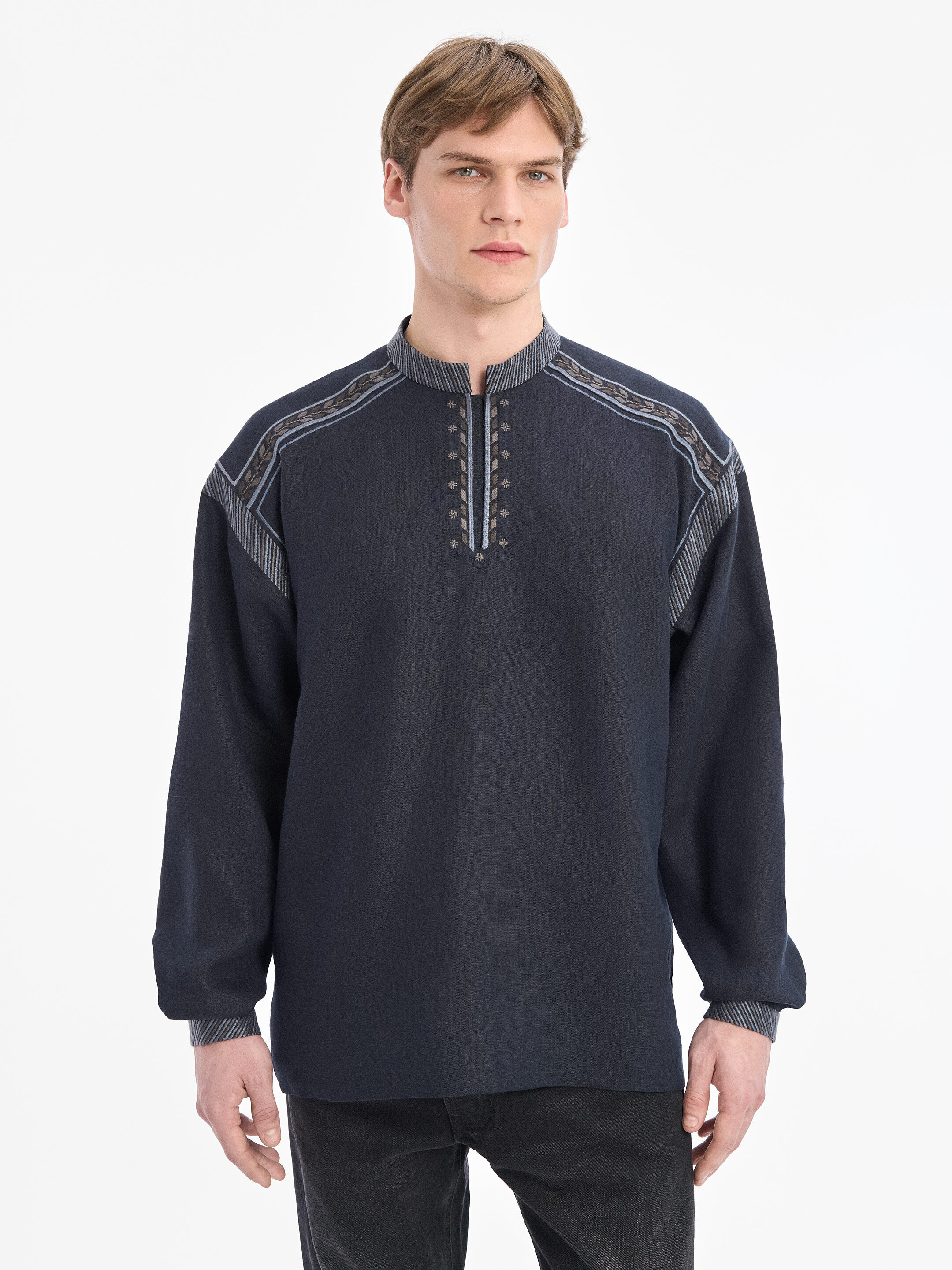 “Burevii” Shirt, Deep Navy Buy