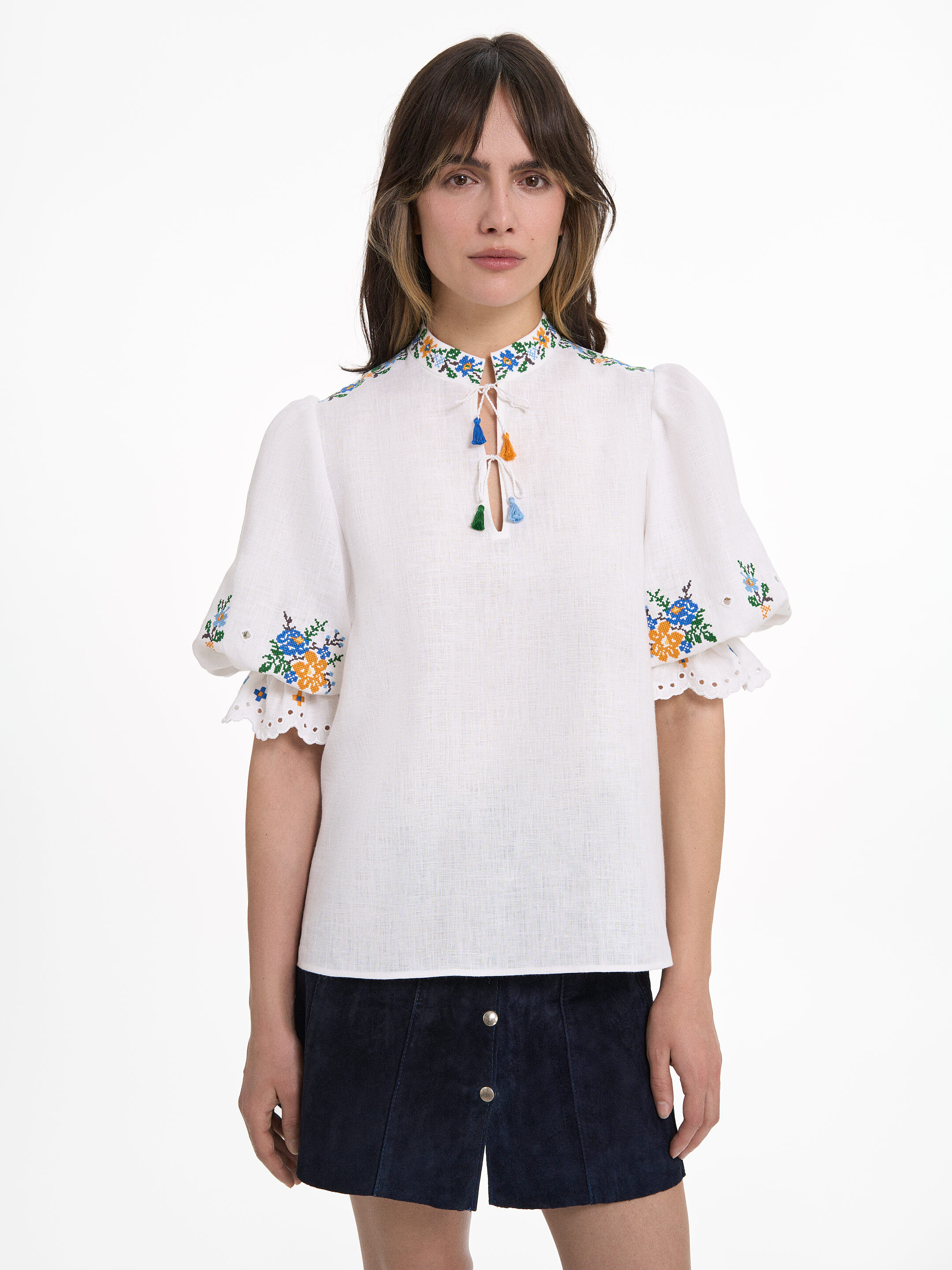 “Vesnoviy” short-sleeved blouse Buy