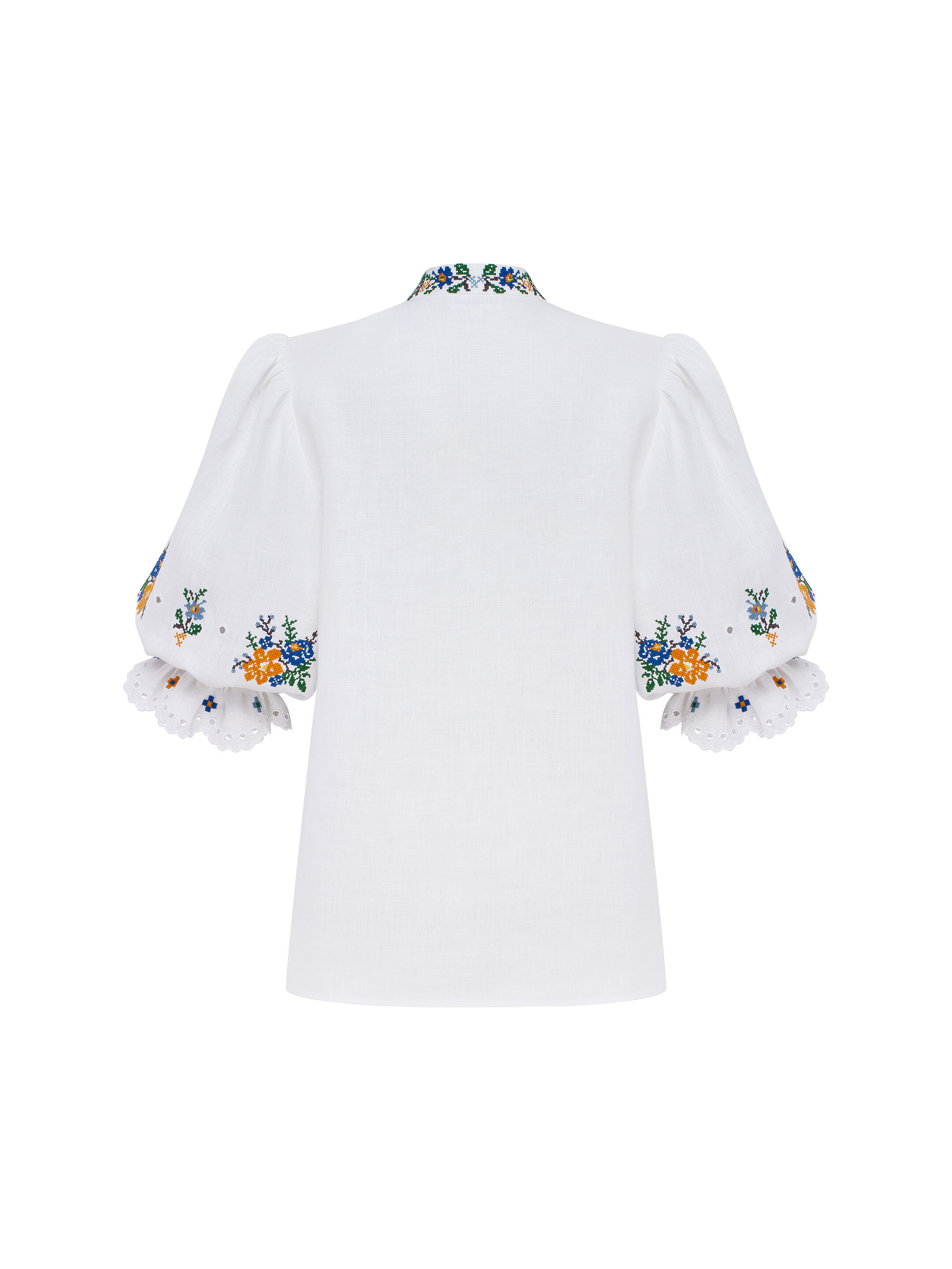 “Vesnoviy” short-sleeved blouse sizes