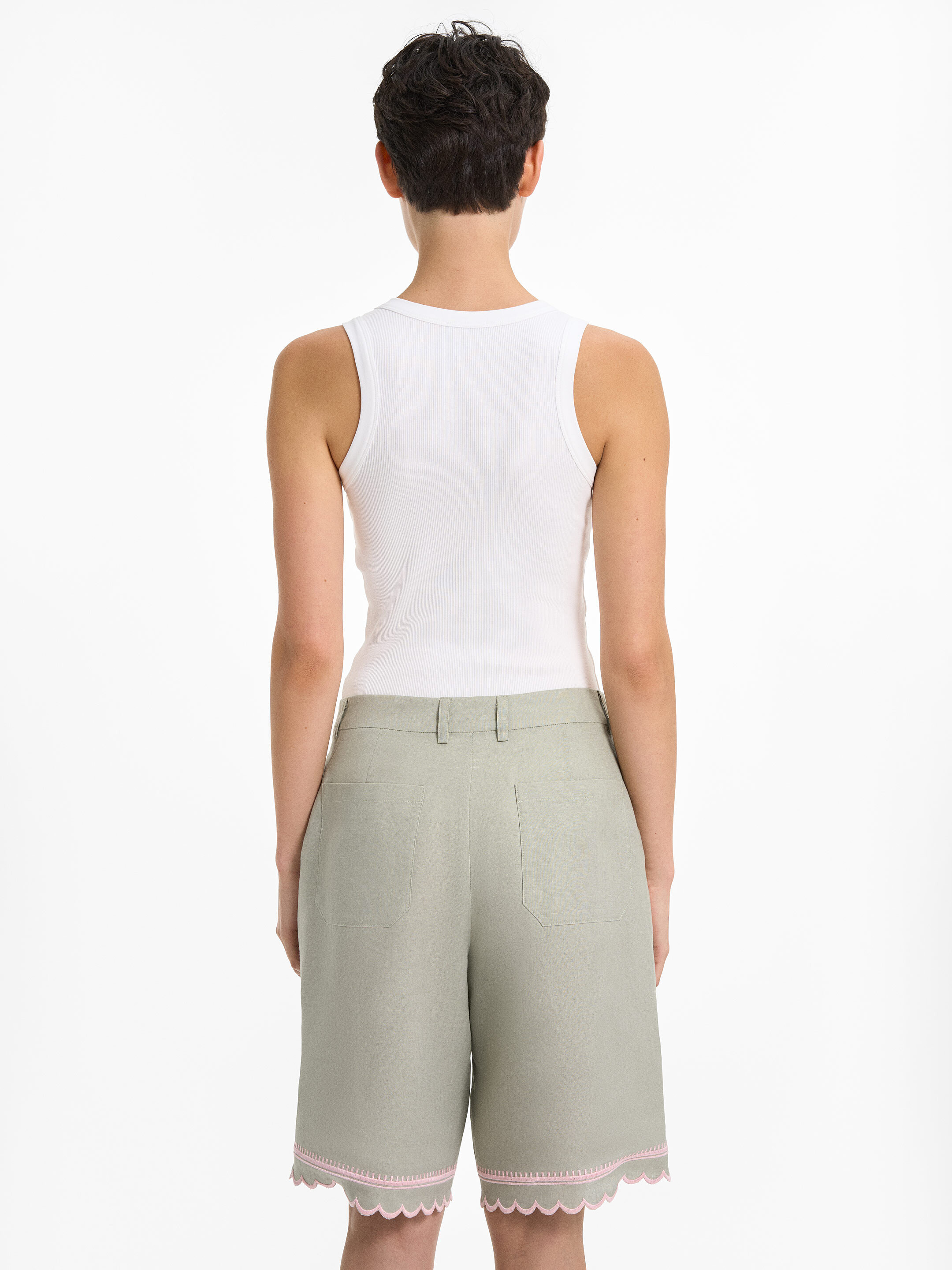 “Tala” Light Green Shorts fitting