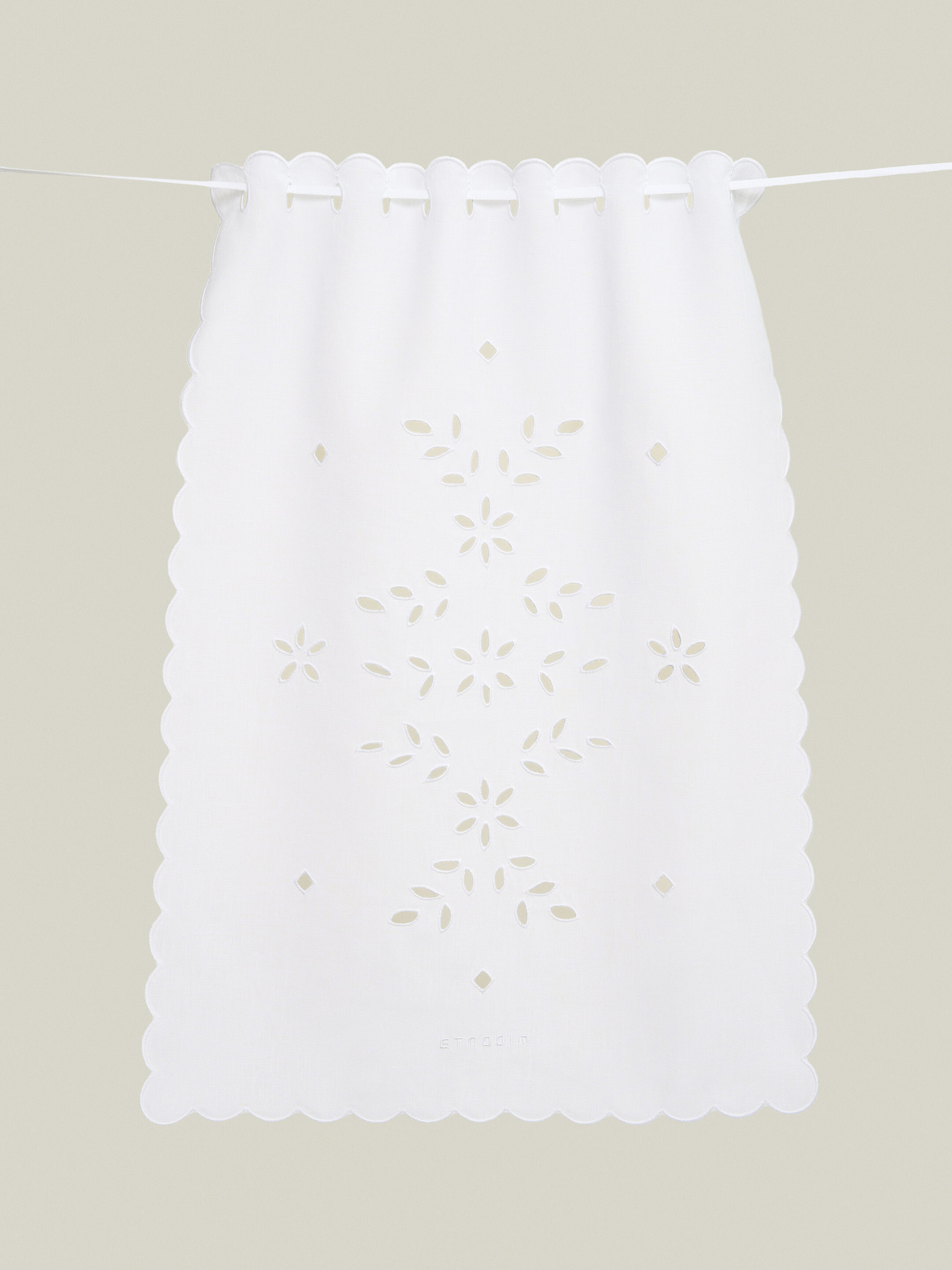 "Leskit" Multi-Way Apron & Curtain cheap