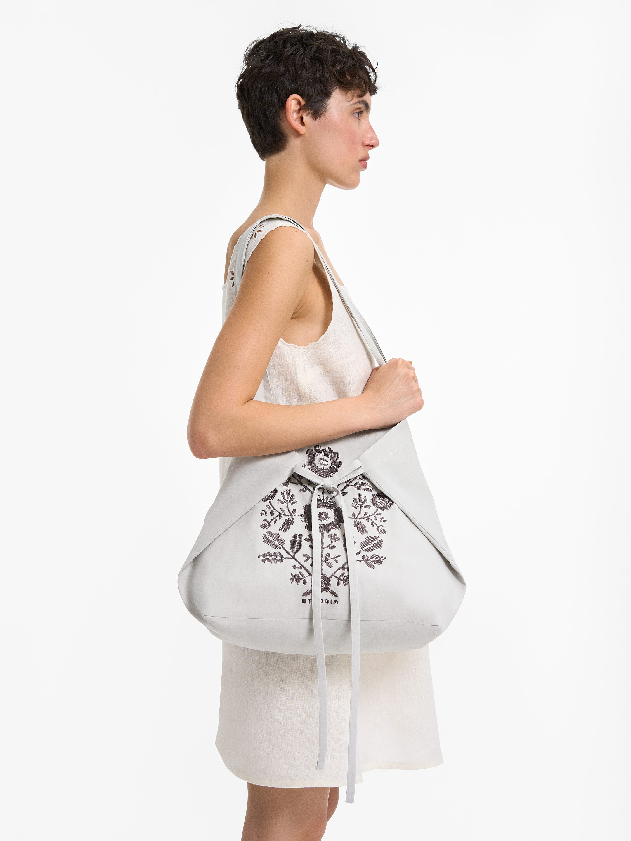 “Pervyi” Embroidered Bag cheap