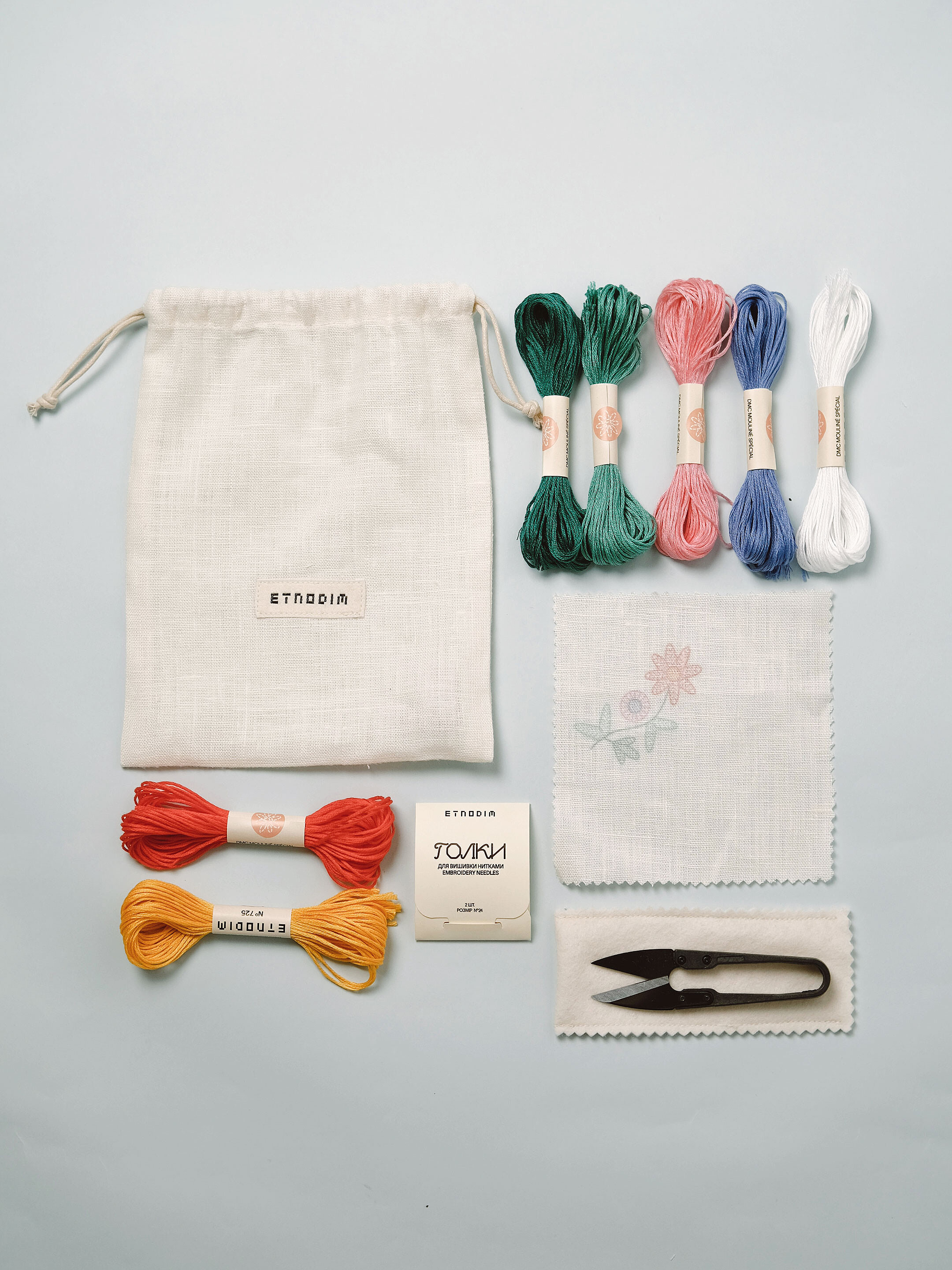 "Kvitneva" round DIY embroidery napkin photo
