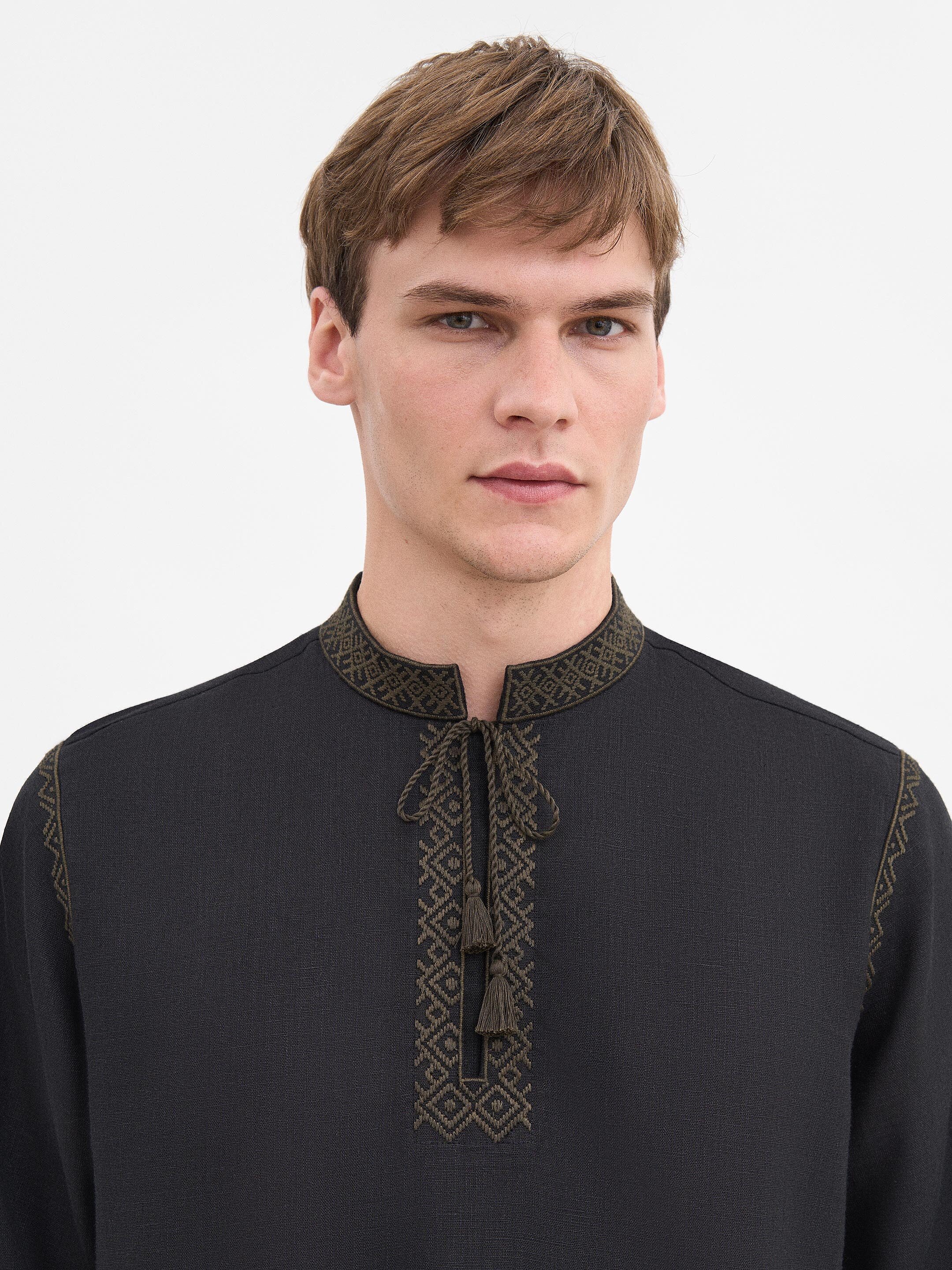 “Eney” men’s shirt in black in Ukraine