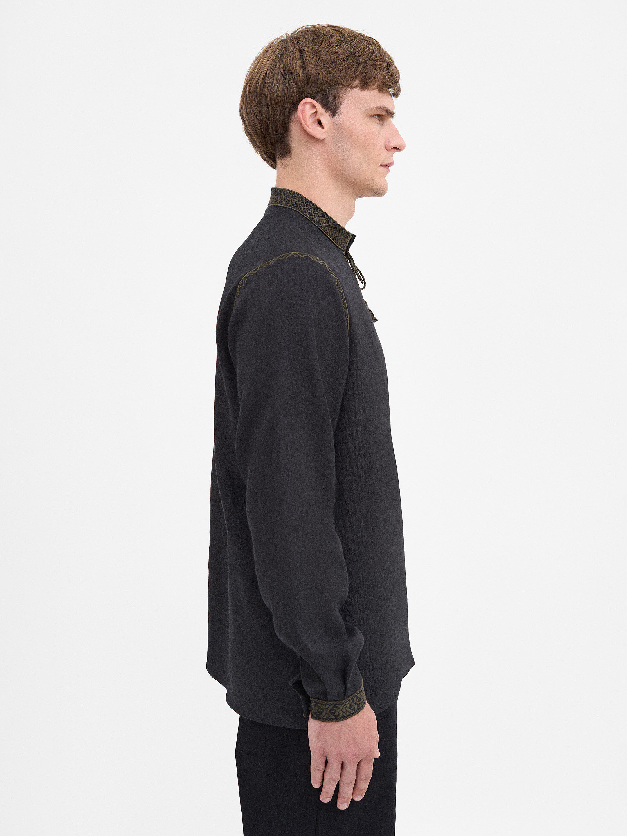 “Eney” men’s shirt in black photo