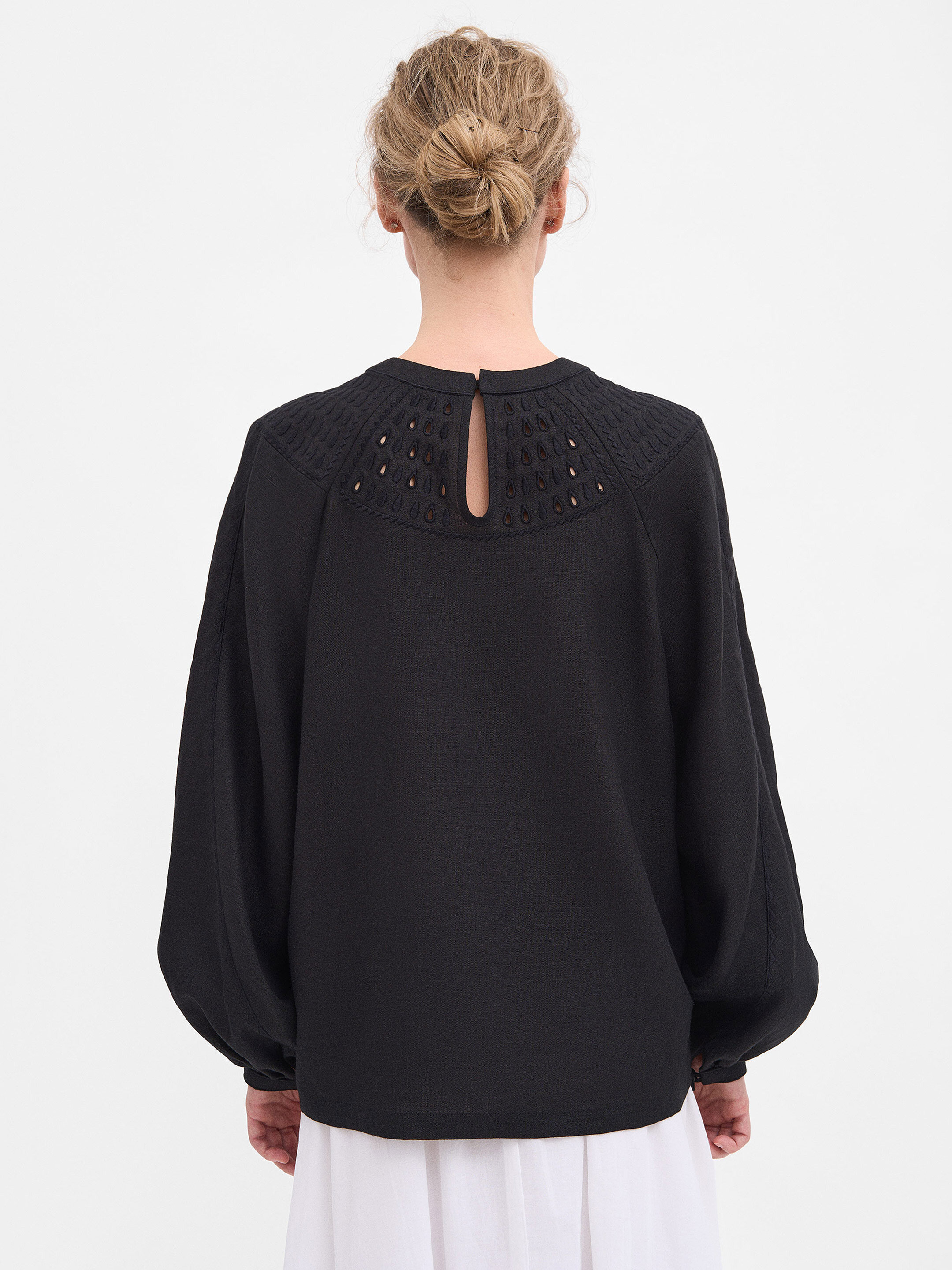 Black Linen "Oserdya" Shirt photo
