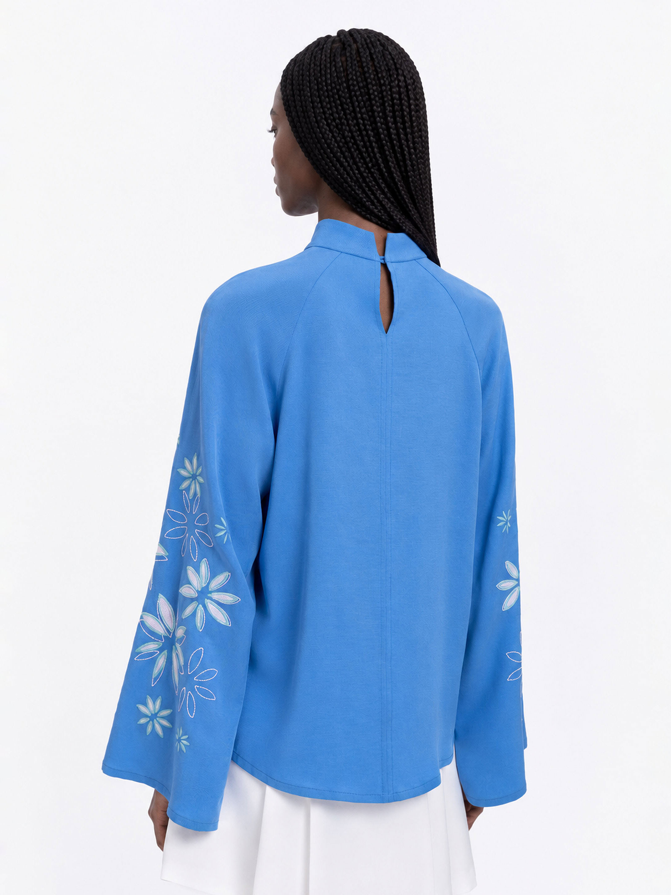 Blue‑coloured lightweight shirt  “Cornflower” photo