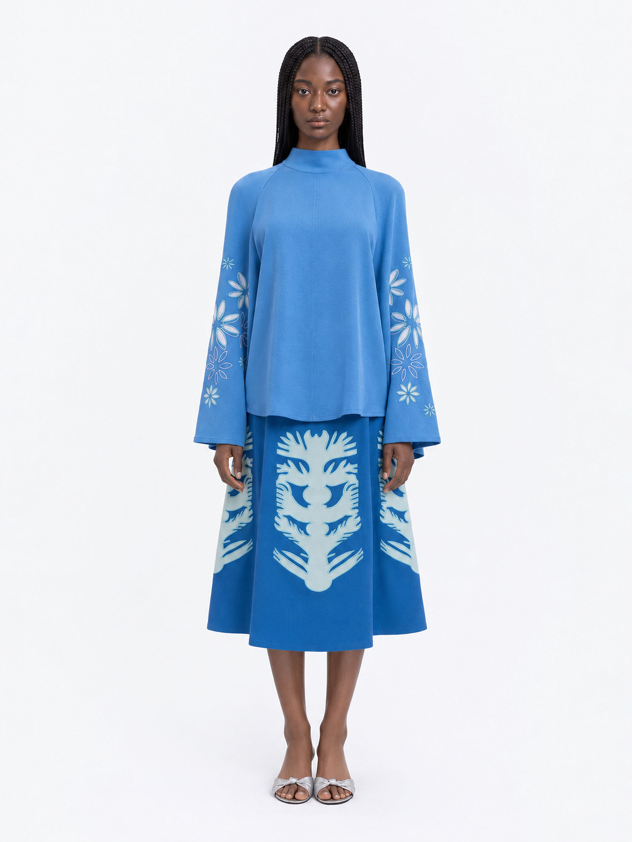 Blue‑coloured lightweight shirt  “Cornflower” choose