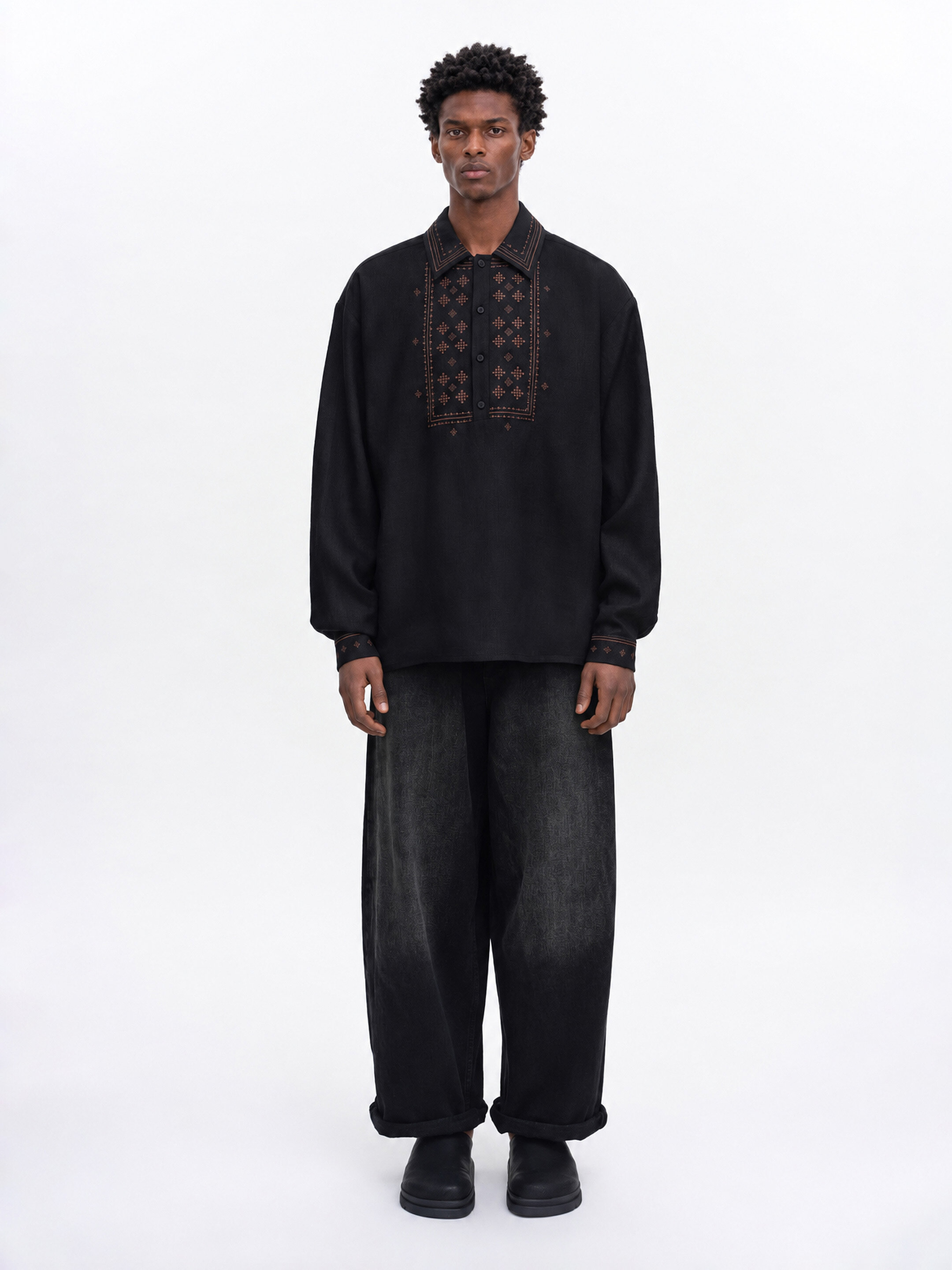 Men’s embroidered shirt  “Tien” Buy