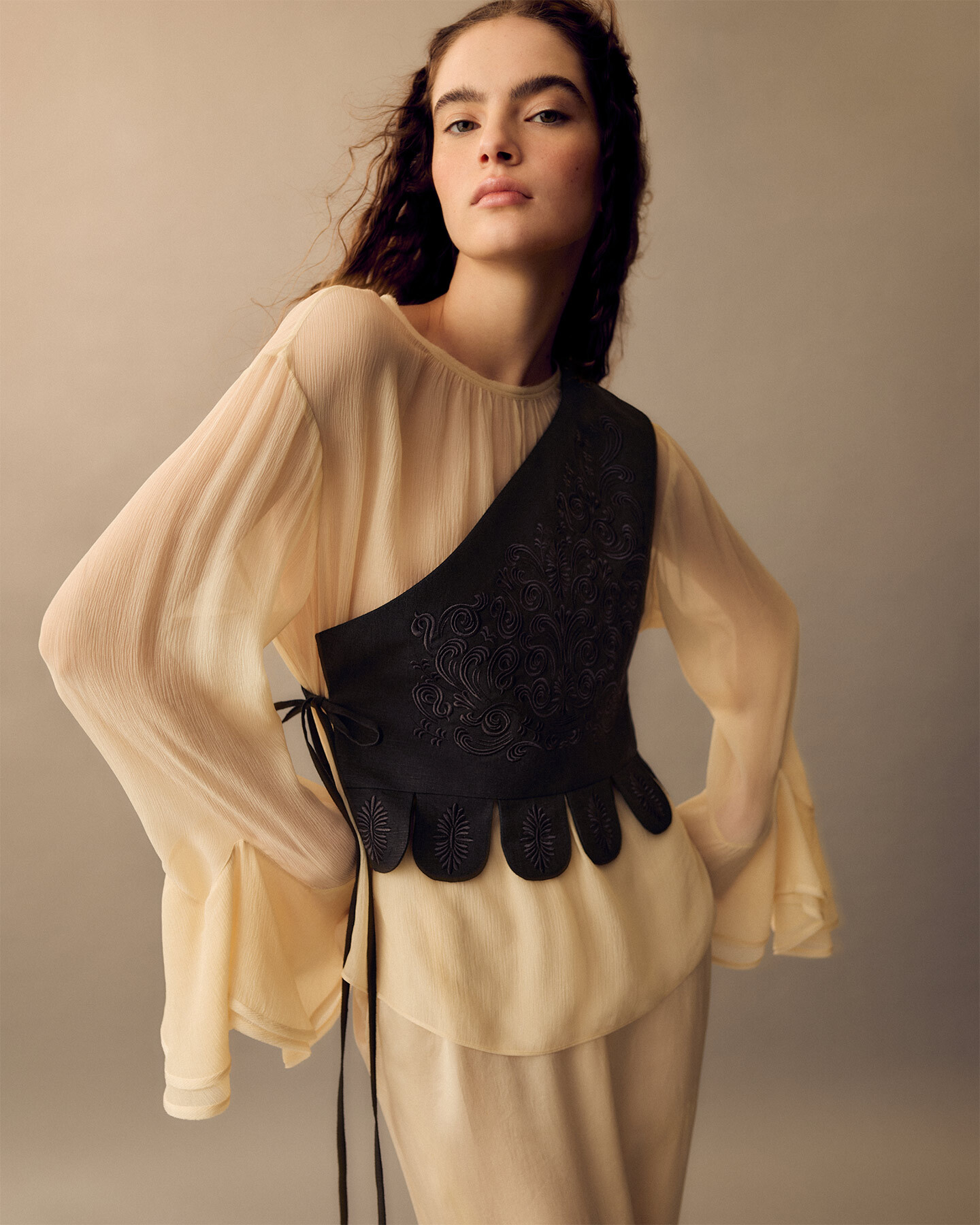 Asymmetrical Vest with Black-on-Black Embroidery «Osiayna»